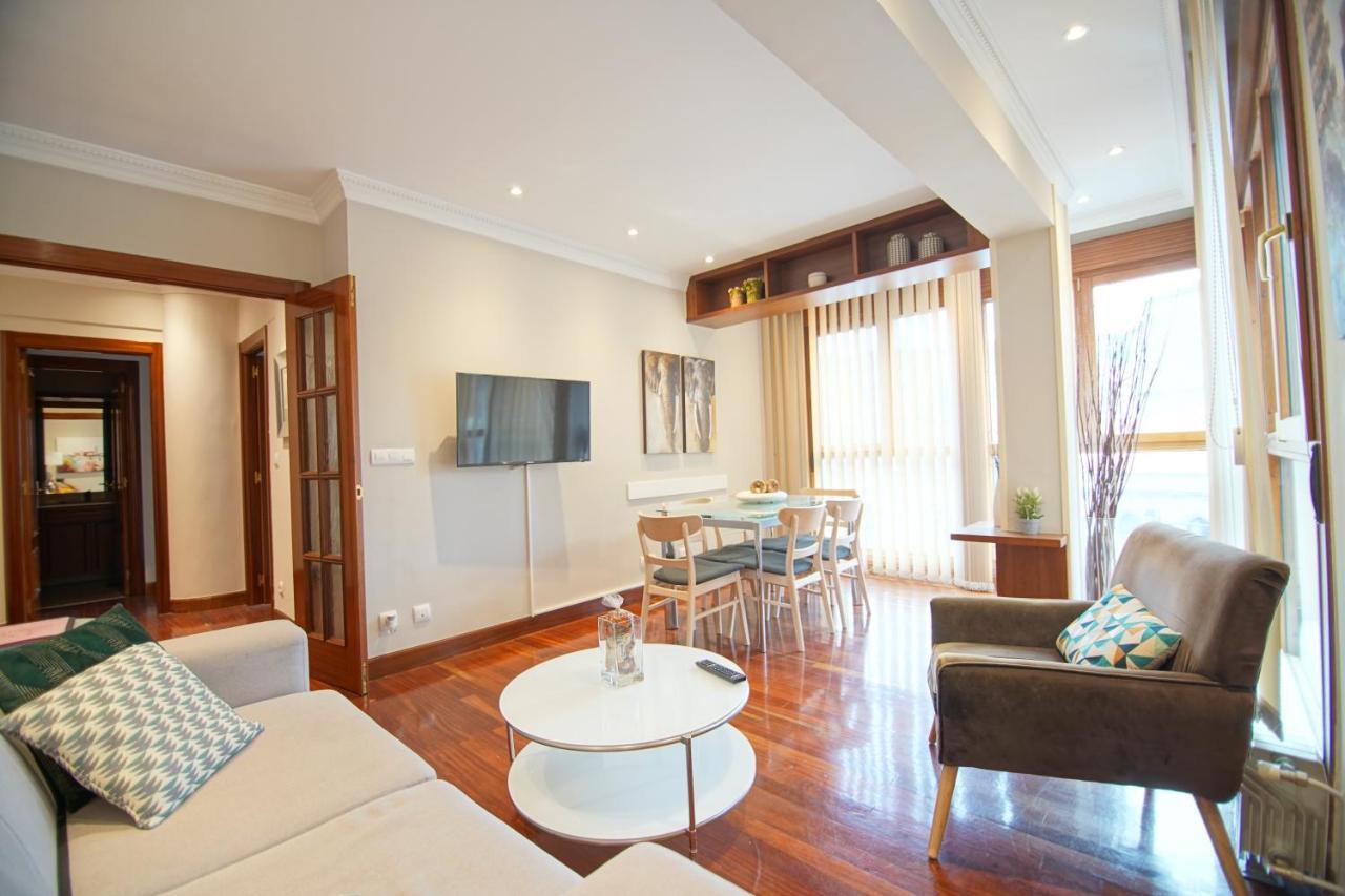 Piso Grande Y Luminoso En El Casco Viejo De Bilbao Apartment Ngoại thất bức ảnh
