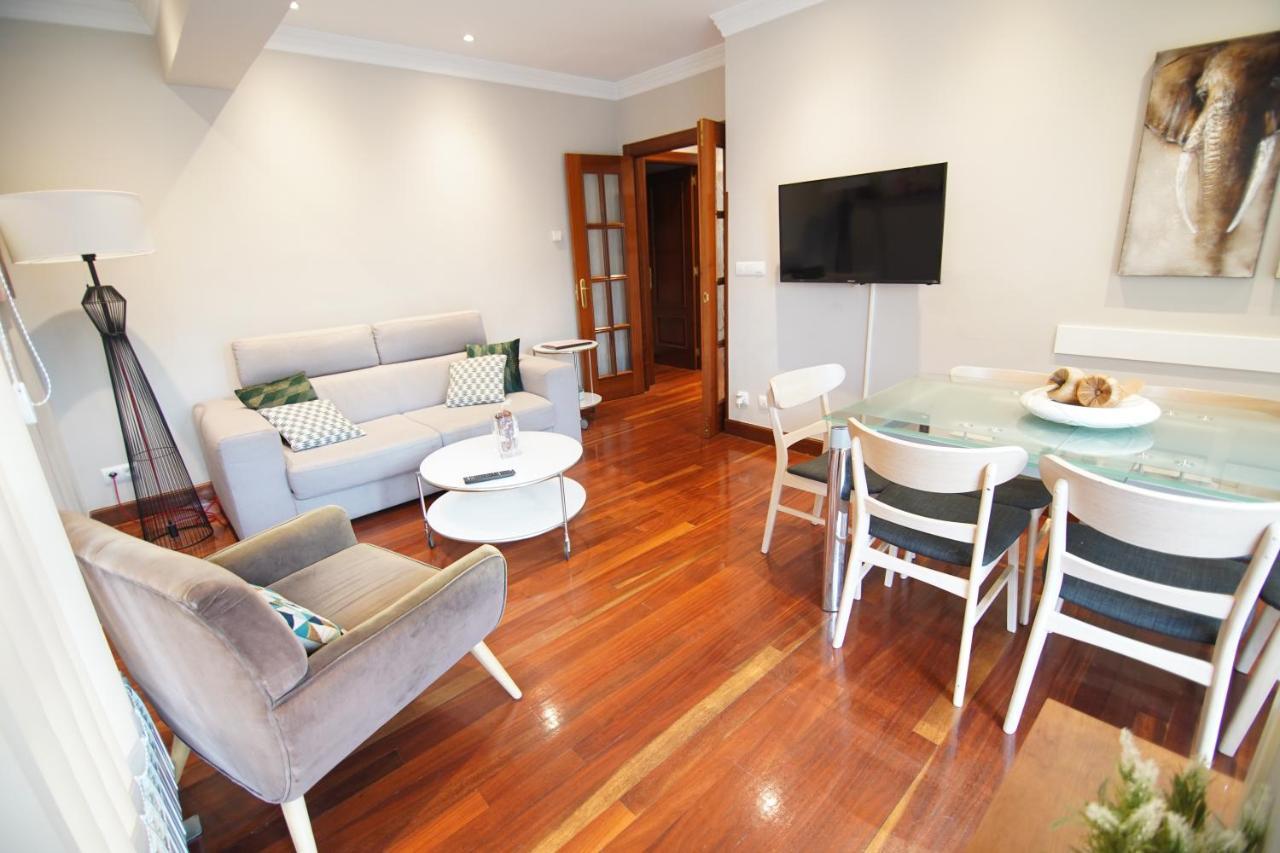 Piso Grande Y Luminoso En El Casco Viejo De Bilbao Apartment Ngoại thất bức ảnh
