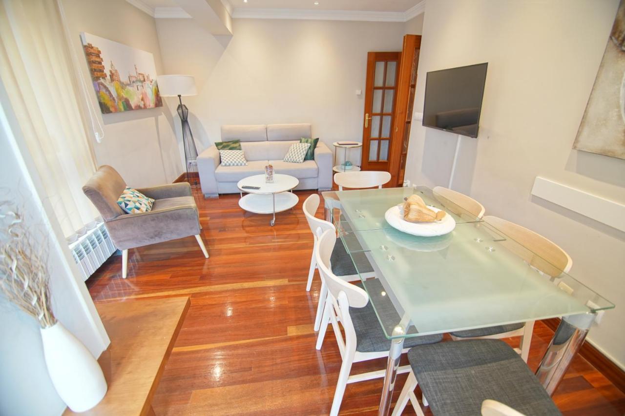 Piso Grande Y Luminoso En El Casco Viejo De Bilbao Apartment Ngoại thất bức ảnh